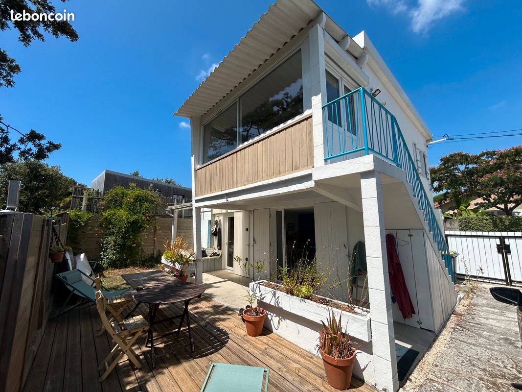 2 bedrooms House in Saint-Palais-sur-Mer, France No. 291949