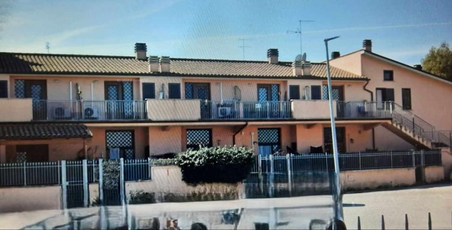 Dúplex de 2 dormitorios en Rome, Italy No. 316663