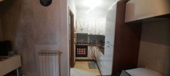 Dúplex de 2 dormitorios en Rome, Italy No. 316663 3