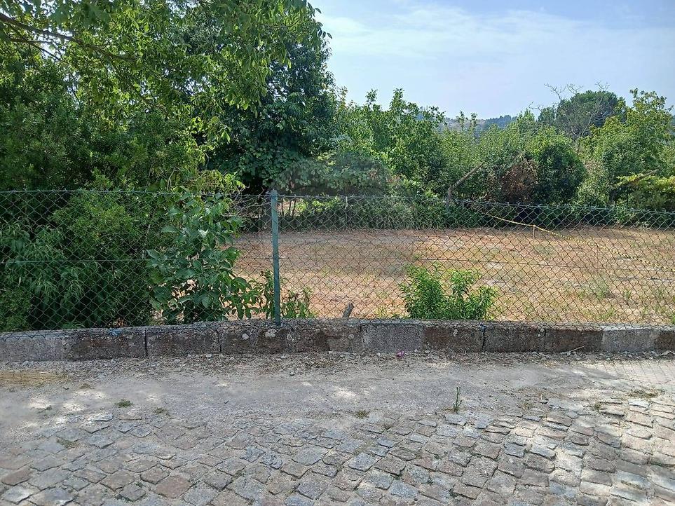  Land in Lousada, Portugal No. 341067