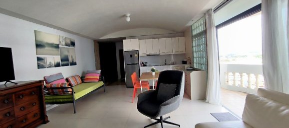 2 bedrooms Condo in Pattaya, Thailand No. 9227 10