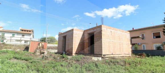 Grundstück in Santa Maria a Monte, Italy 660m², Nr. 88635 2