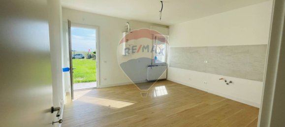 Casa de 2 dormitorios en Riva del Po, Italy No. 337833 6