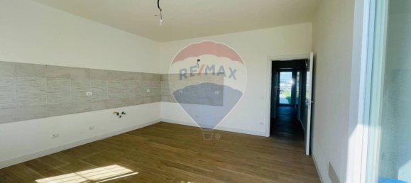 Casa de 2 dormitorios en Riva del Po, Italy No. 337833 5