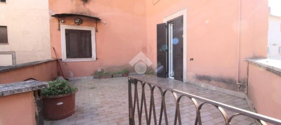 6-salle Appartement à Poggio Mirteto, Italy No. 53962 16