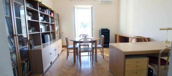 6-salle Appartement à Poggio Mirteto, Italy No. 53962 18