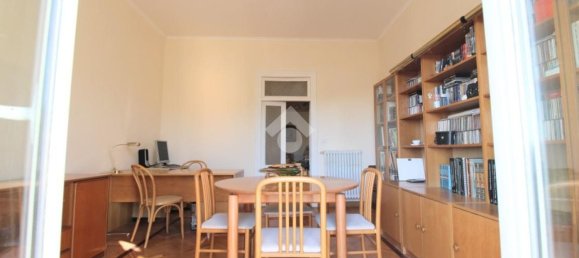 6-salle Appartement à Poggio Mirteto, Italy No. 53962 11