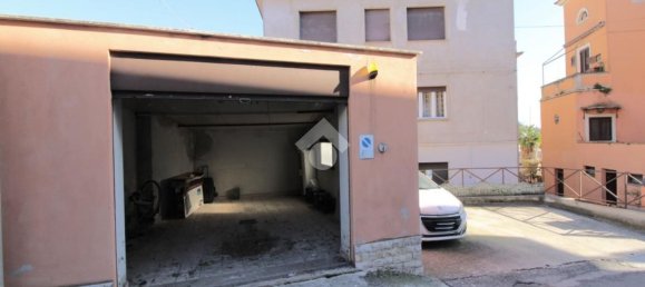 6-salle Appartement à Poggio Mirteto, Italy No. 53962 28