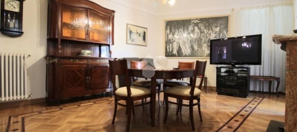 6-salle Appartement à Poggio Mirteto, Italy No. 53962 4