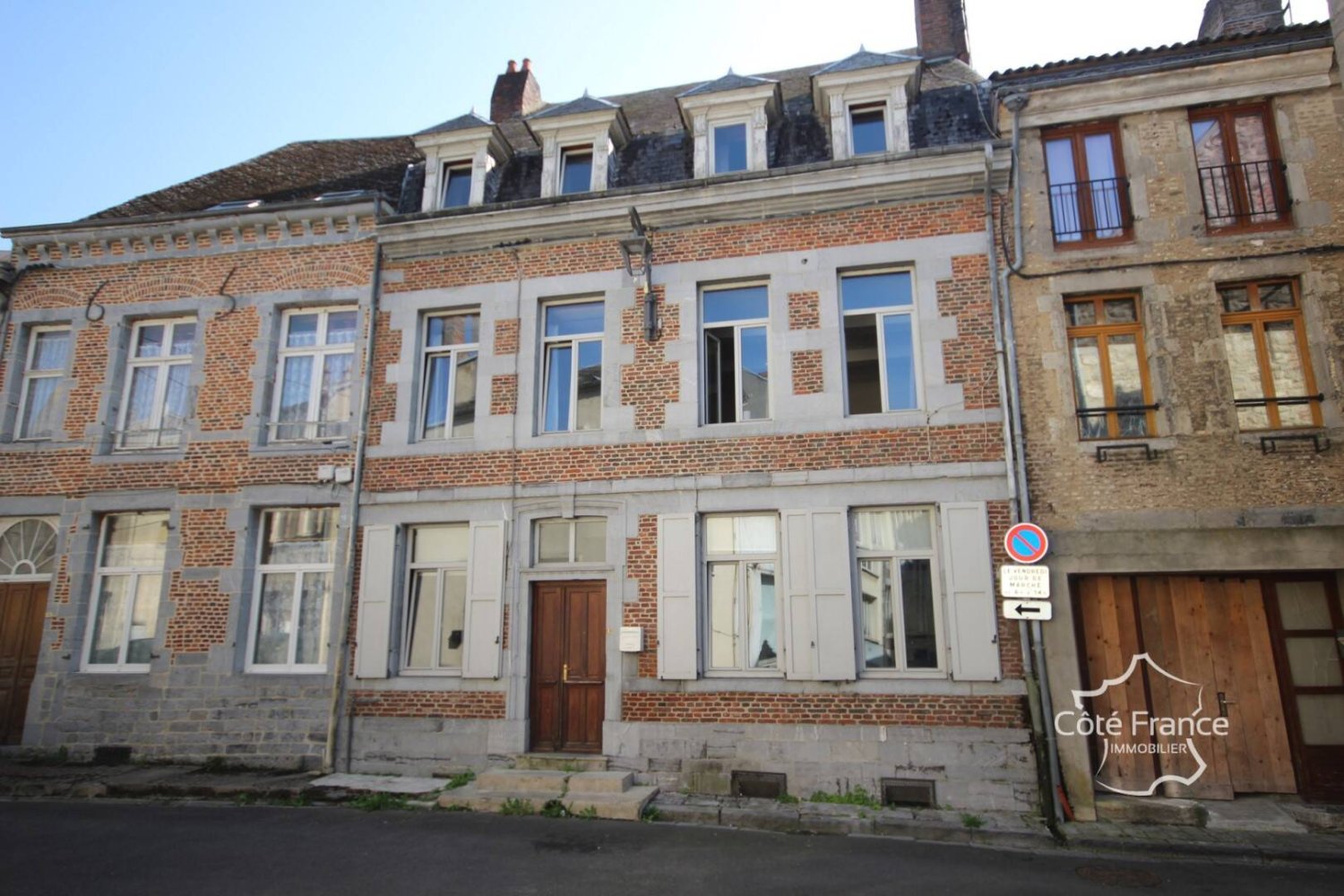 5 bedrooms Villa in Givet, France No. 246738