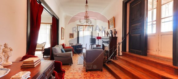 9 bedrooms Building in Elvas, Portugal No. 133176 2