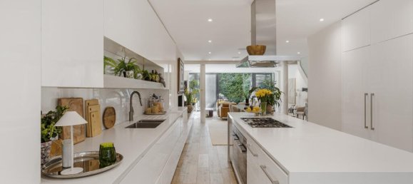 4 bedrooms House in London, United Kingdom No. 13177 25