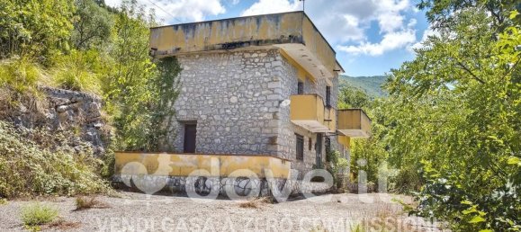 3 rooms House in Amaseno, Italy No. 301043 4