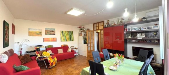 4 bedrooms Apartment in Massa, Italy No. 327206 27