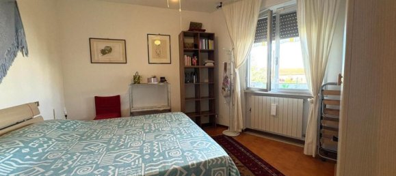 4 bedrooms Apartment in Massa, Italy No. 327206 11