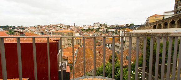406m² Building in Vila Nova de Gaia, Portugal No. 55937 2