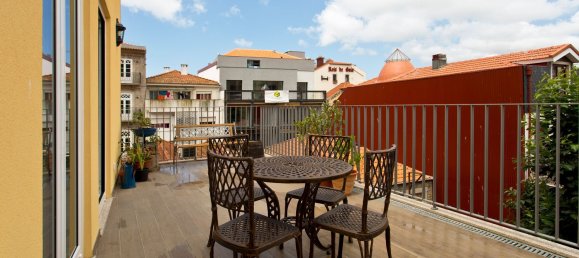 406m² Building in Vila Nova de Gaia, Portugal No. 55937 4