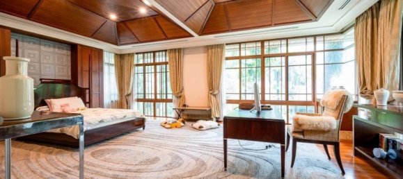 5 bedrooms Cafe / restaurant in Bangkok, Thailand No. 6654 11