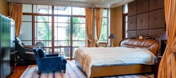 5 bedrooms Cafe / restaurant in Bangkok, Thailand No. 6654 8