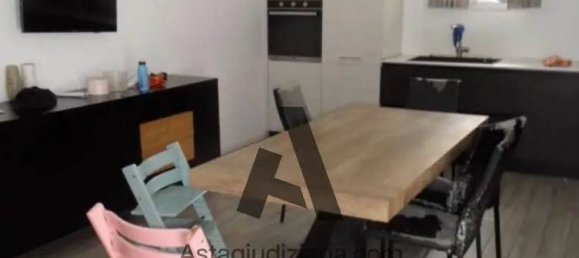 3 غرف نوم فيلا في Sassuolo, Italy رقم 96017 17