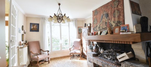 6 bedrooms House in Courbevoie, France No. 165788 8