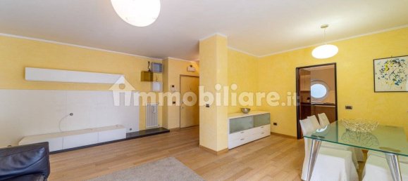 2 bedrooms Apartment in Parma, Italy No. 228868 17