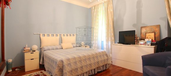13 rooms Apartment in Capannori, Italy No. 108352 16