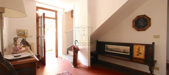 13 rooms Apartment in Capannori, Italy No. 108352 17