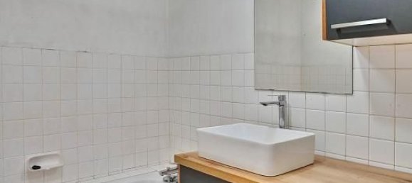 Apartamento de 2 dormitorios en Bourgoin-Jallieu, France No. 338267 6