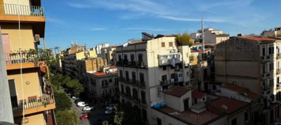 Apartamento de 3 dormitorios en Palermo, Italy No. 328470 5