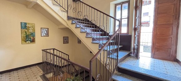 6 rooms Apartment in Saint Vincent, Italy No. 300103 4