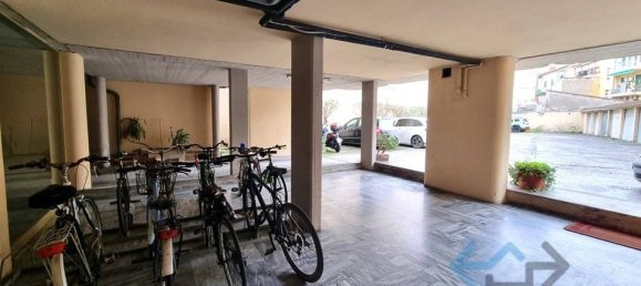 3 rooms Office in Pisa, Italy No. 145863 10