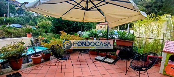 2غرفة منزل في Carrara, Italy رقم 350283 3