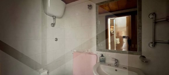 2 rooms Apartment in Naples, Italy No. 24889 10