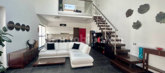 2 bedrooms Apartment in Milan, Italy No. 332252 2