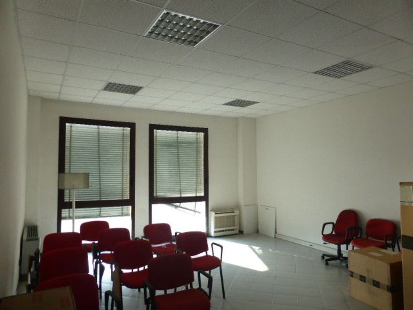 Коммерческая недвижимость 2000м² в Виллорба, Италия № 159740