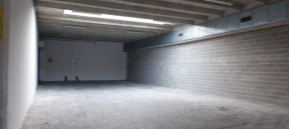 Коммерческая недвижимость 2000м² в Виллорба, Италия № 159740 3