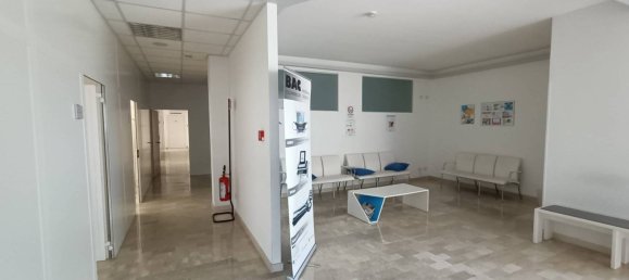 5 rooms Building in Fermo, Italy No. 106135 12