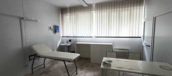 5 rooms Building in Fermo, Italy No. 106135 14