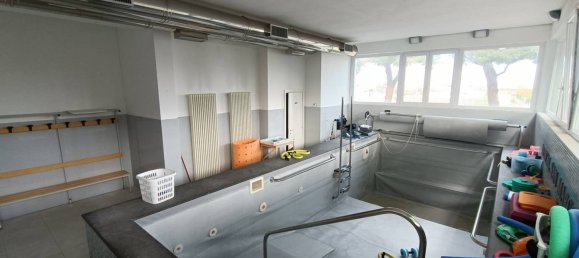 5 rooms Building in Fermo, Italy No. 106135 4