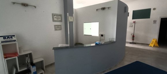 5 rooms Building in Fermo, Italy No. 106135 6