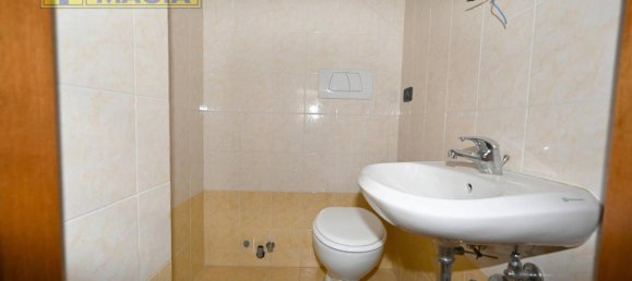 3 rooms Apartment in Castel di Lama, Italy No. 79524 14