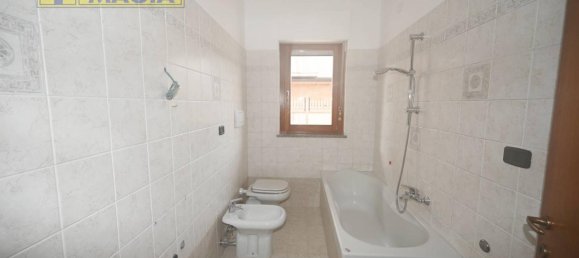 3 rooms Apartment in Castel di Lama, Italy No. 79524 12
