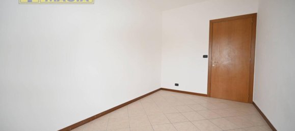 3 rooms Apartment in Castel di Lama, Italy No. 79524 6