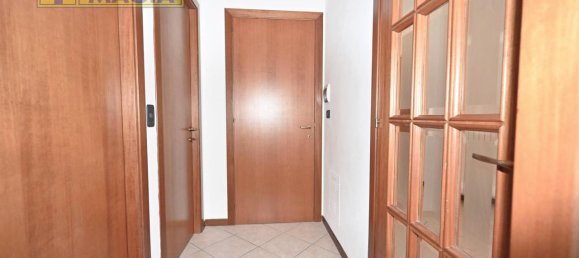3 rooms Apartment in Castel di Lama, Italy No. 79524 7