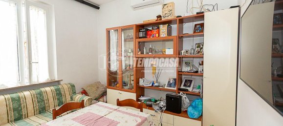 3 rooms Apartment in Castelnuovo Bocca d'Adda, Italy No. 234400 2