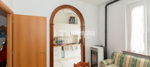 3 rooms Apartment in Castelnuovo Bocca d'Adda, Italy No. 234400 8