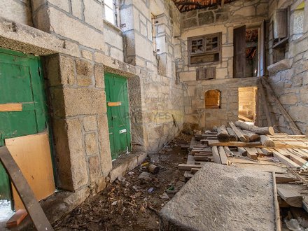 Дом с 3 спальнями в Алдейя даш Деш, Португалия № 34394