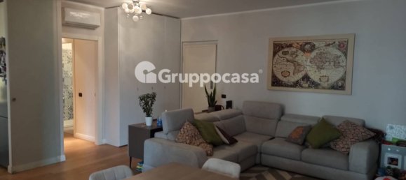 2 bedrooms Apartment in Milan, Italy No. 245332 7
