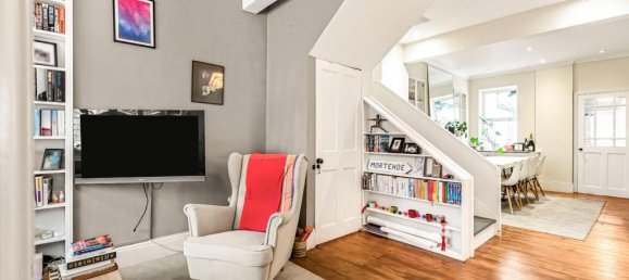 2 bedrooms House in London, United Kingdom No. 12378 22